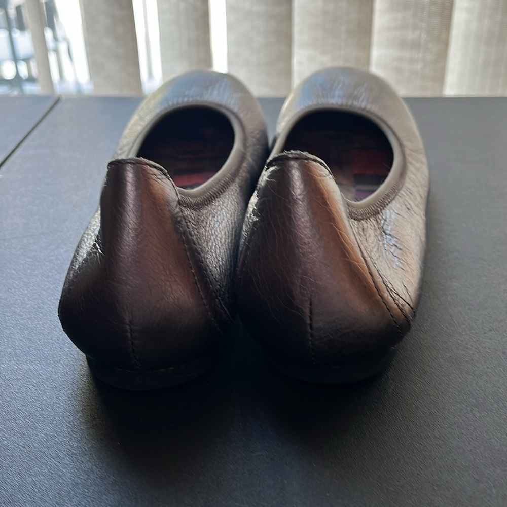 BORN Bronze Ballet Flats Comfort Leather Size 9 - Picture 3 of 8